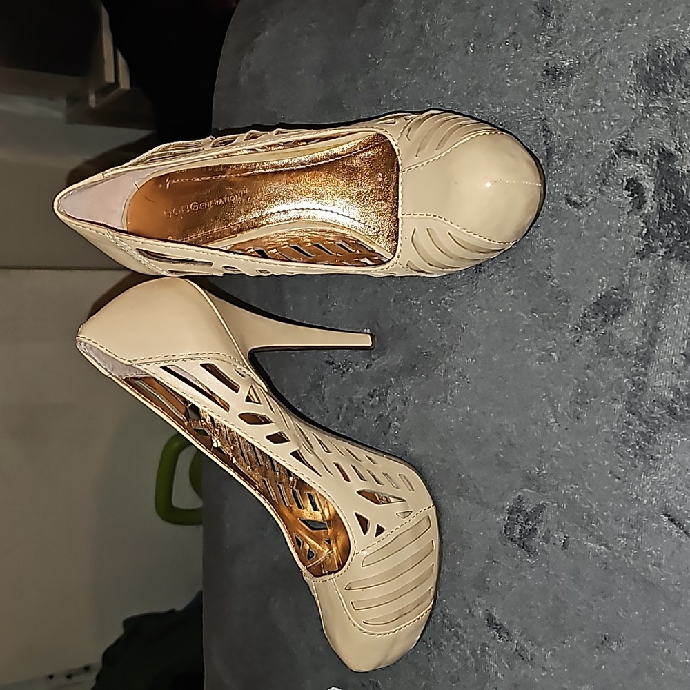 Used once, size 9, BCBG platform heels